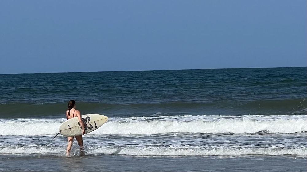 A surf where I did not break my ankle, going into St Augustine Beach north of the pier.